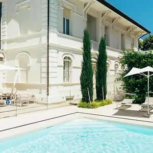 Regina Elena 57 & Oro Bianco Hotel Rimini