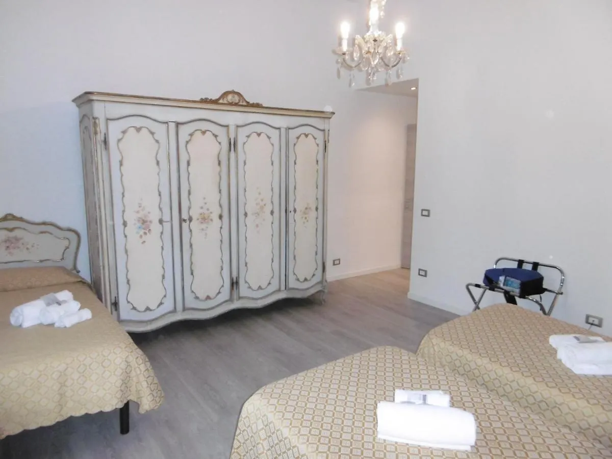 Hotel Villa Maria Sanremo 2*,